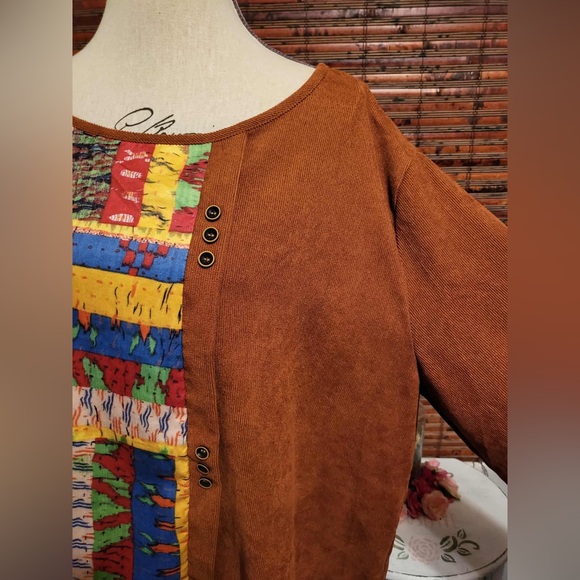 Colorful Patchwork Top with Button Detail - Picture 4 of 4